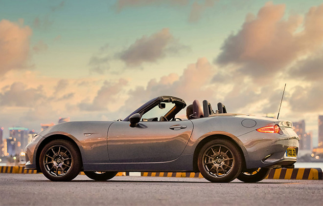 采用特殊配色 马自达MX-5 R Sport发布