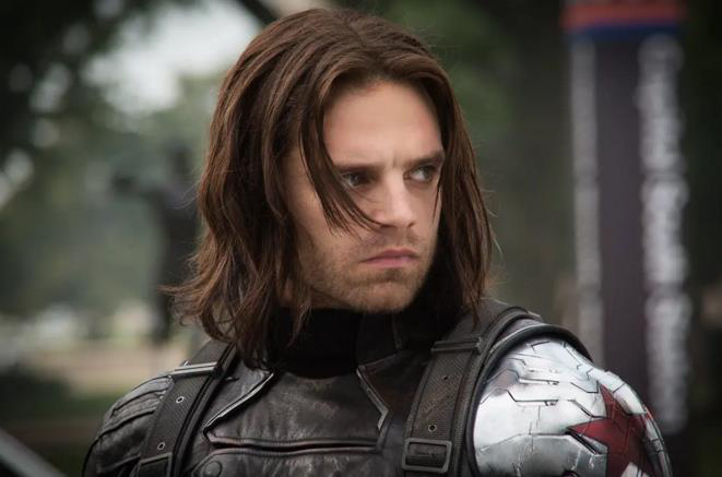 谁最有资格继承美队的盾牌?冬兵:当然是猎鹰