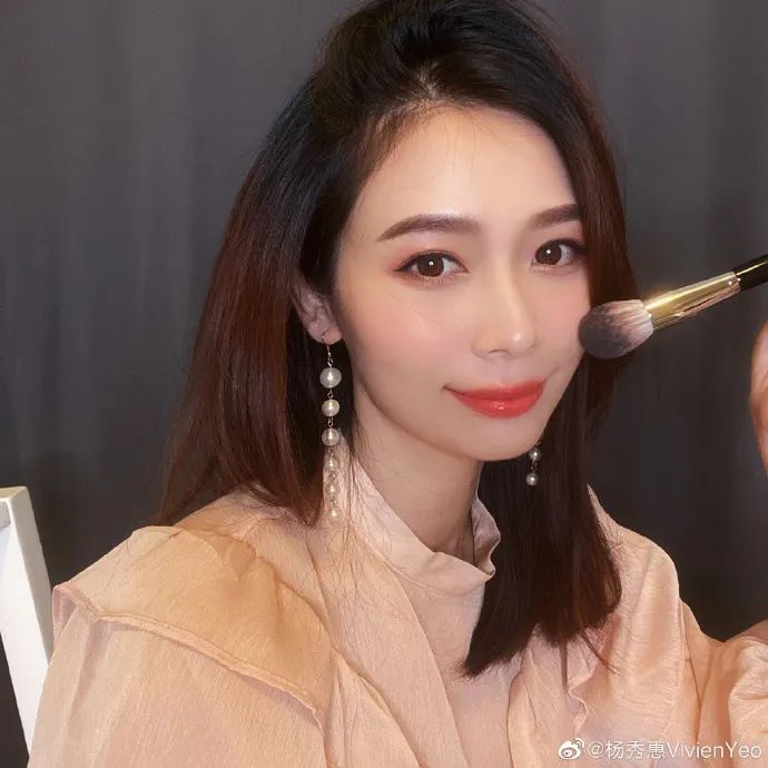 又有花旦做妈咪啦!杨秀惠生咗个女,恭喜晒!