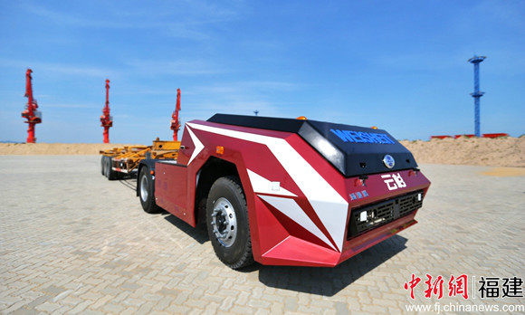 全省首台自主研发的无人驾驶卡车在漳州开发区实际场景落地测试