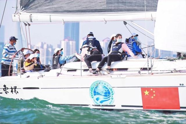 青岛5家医院的援鄂青年医护代表五四前夕扬帆奥帆中心