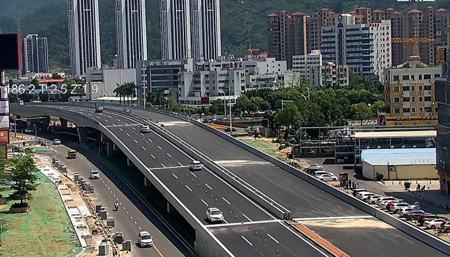 金琴快线新进展!珠海大道跨线桥东侧临时开放通行