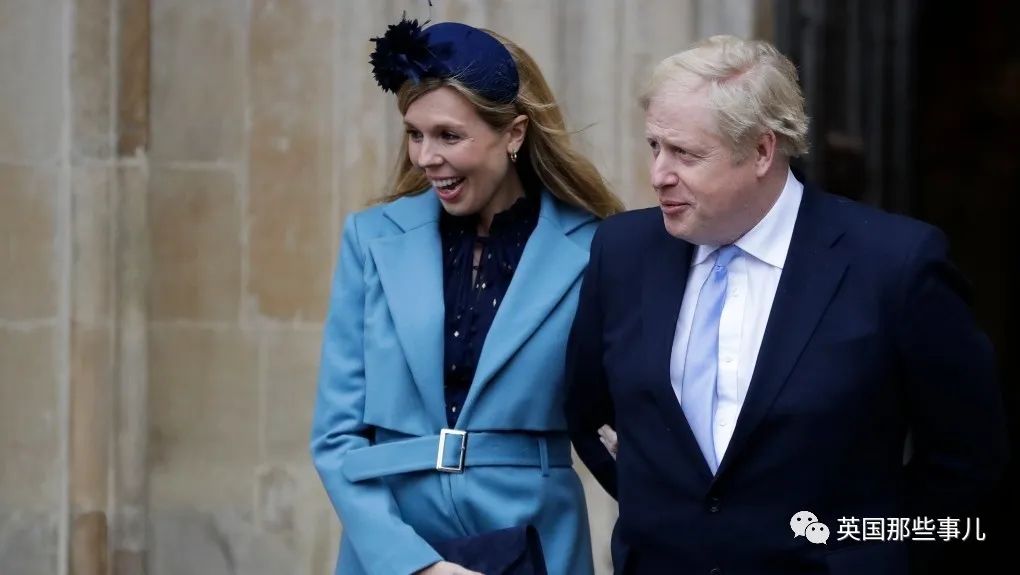 鲍里斯跟未婚妻的娃出生了!