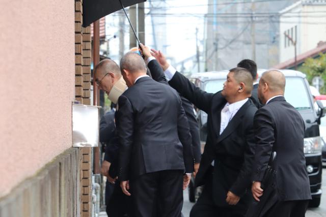 日本政府重拳出击,黑帮规模大缩水,15年减少近6万人