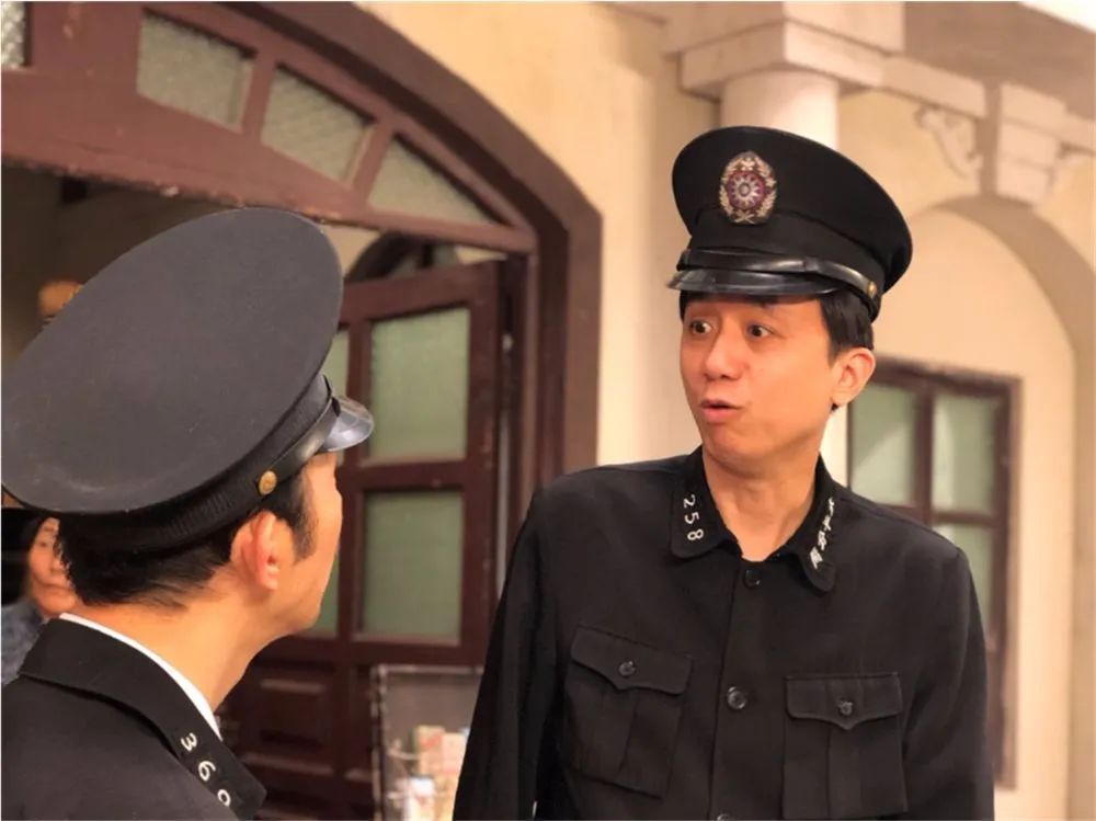 现场签名会本土著名演员吴海杰,何志锋你可千万不要错过了还有手作