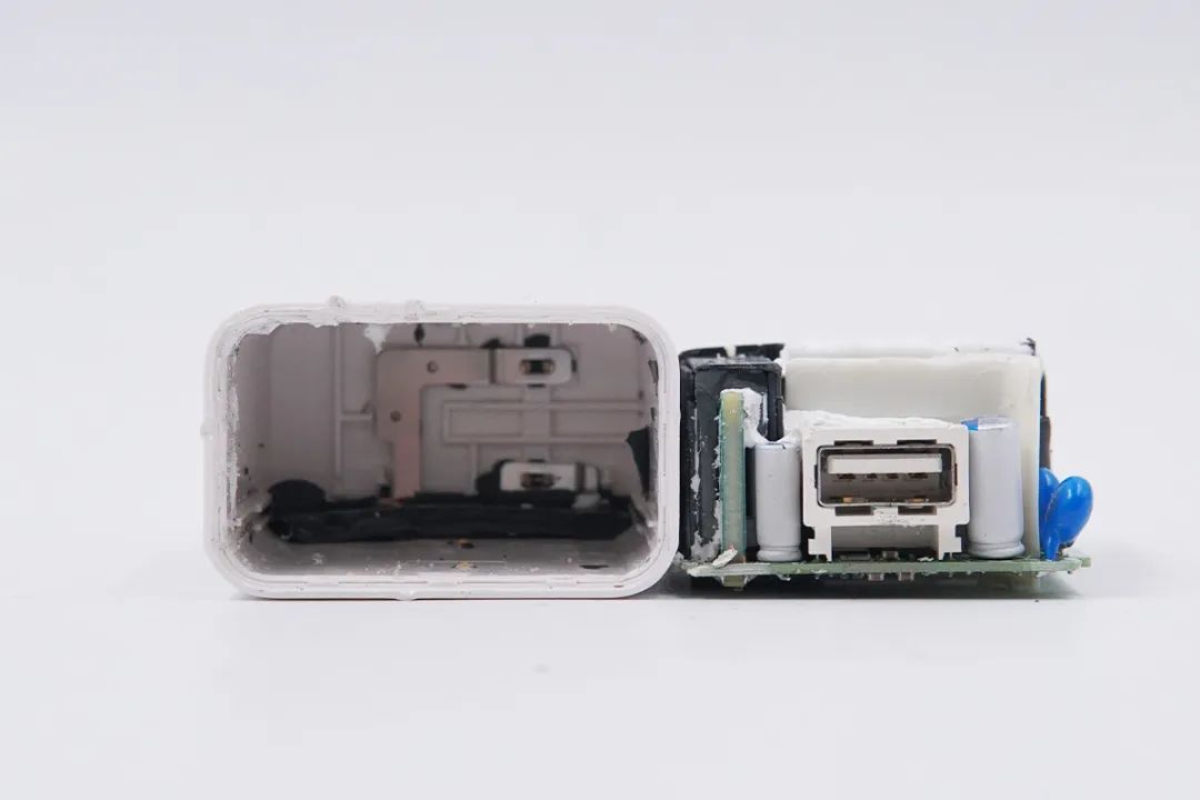 华为新款40w超级快充拆解