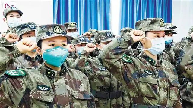 生命至上 白衣執甲 我為先鋒——陸軍軍醫大學和重慶市醫療隊支援武漢