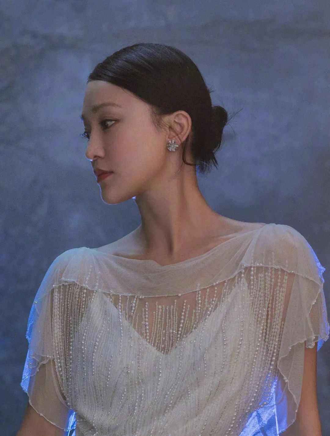 周迅赵雅芝惠英红同框完美下颌线亮了