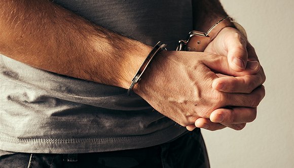 山东新泰市一男子散布"抢粮食"虚假信息被行拘