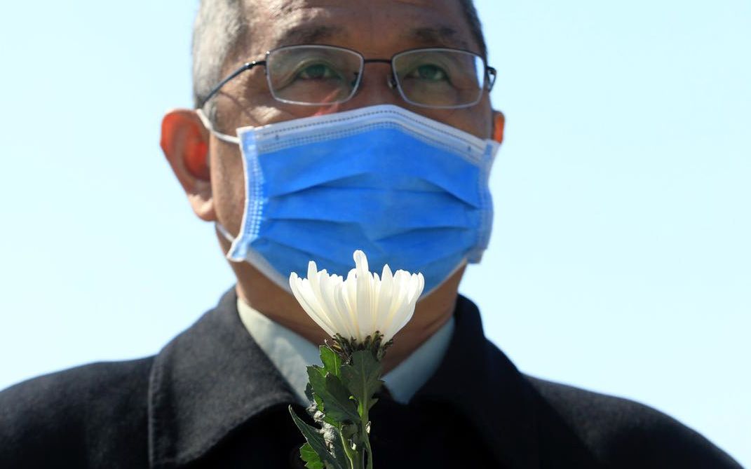 抗战馆启动云祭扫缅怀先烈致敬抗疫英雄组图