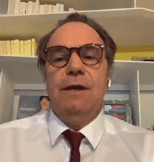 普罗旺斯-阿尔卑斯-蓝色海岸（PACA）大区主席穆塞利在提到抢口罩事件时，深叹一口气