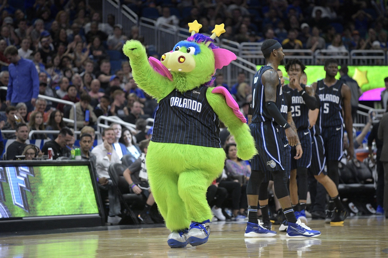 nba吉祥物图鉴被戈登飞跃而红的魔术龙