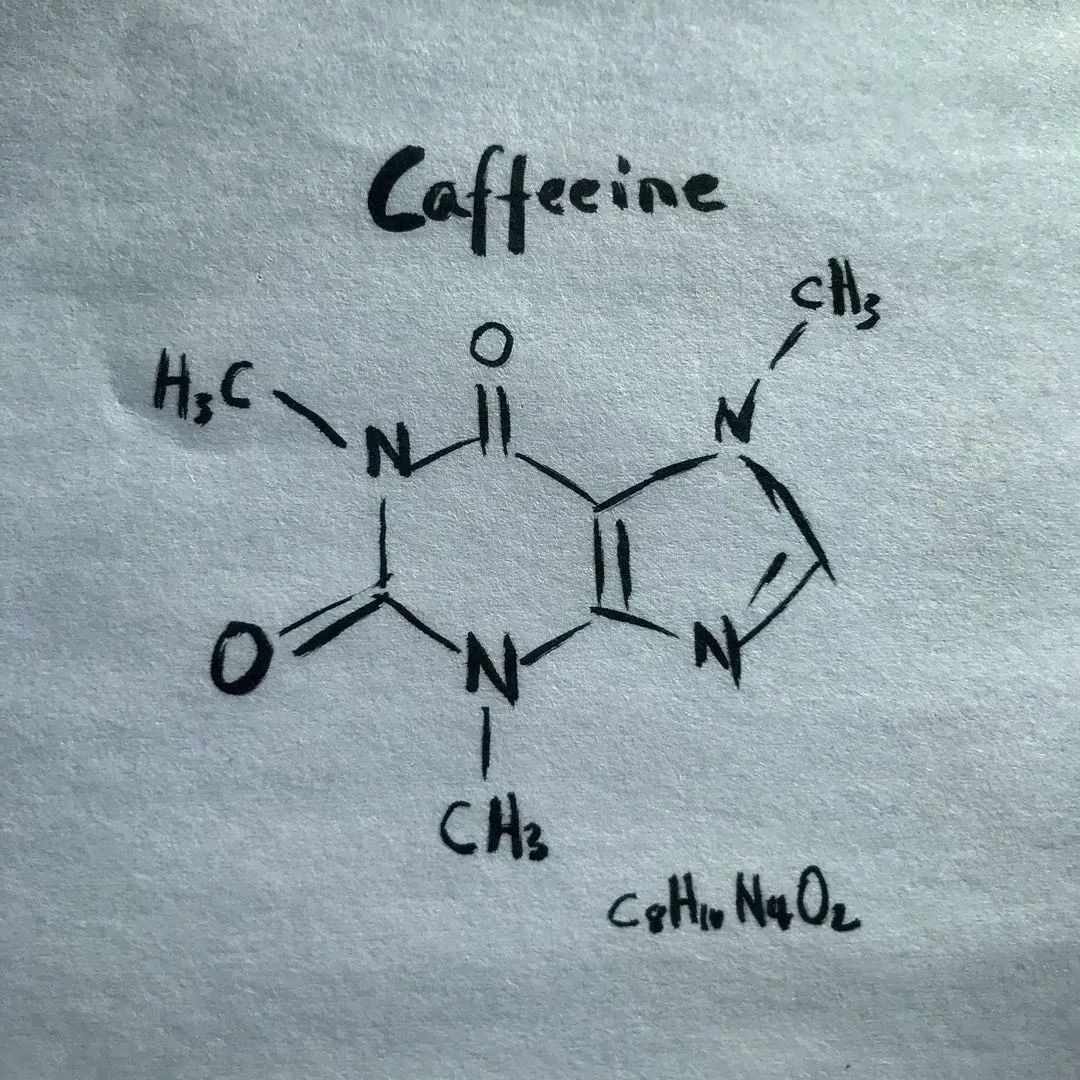 咖啡因的化学分子式c8h10n4o2,别名有点吓人(1,3,7-三甲基黄嘌呤)