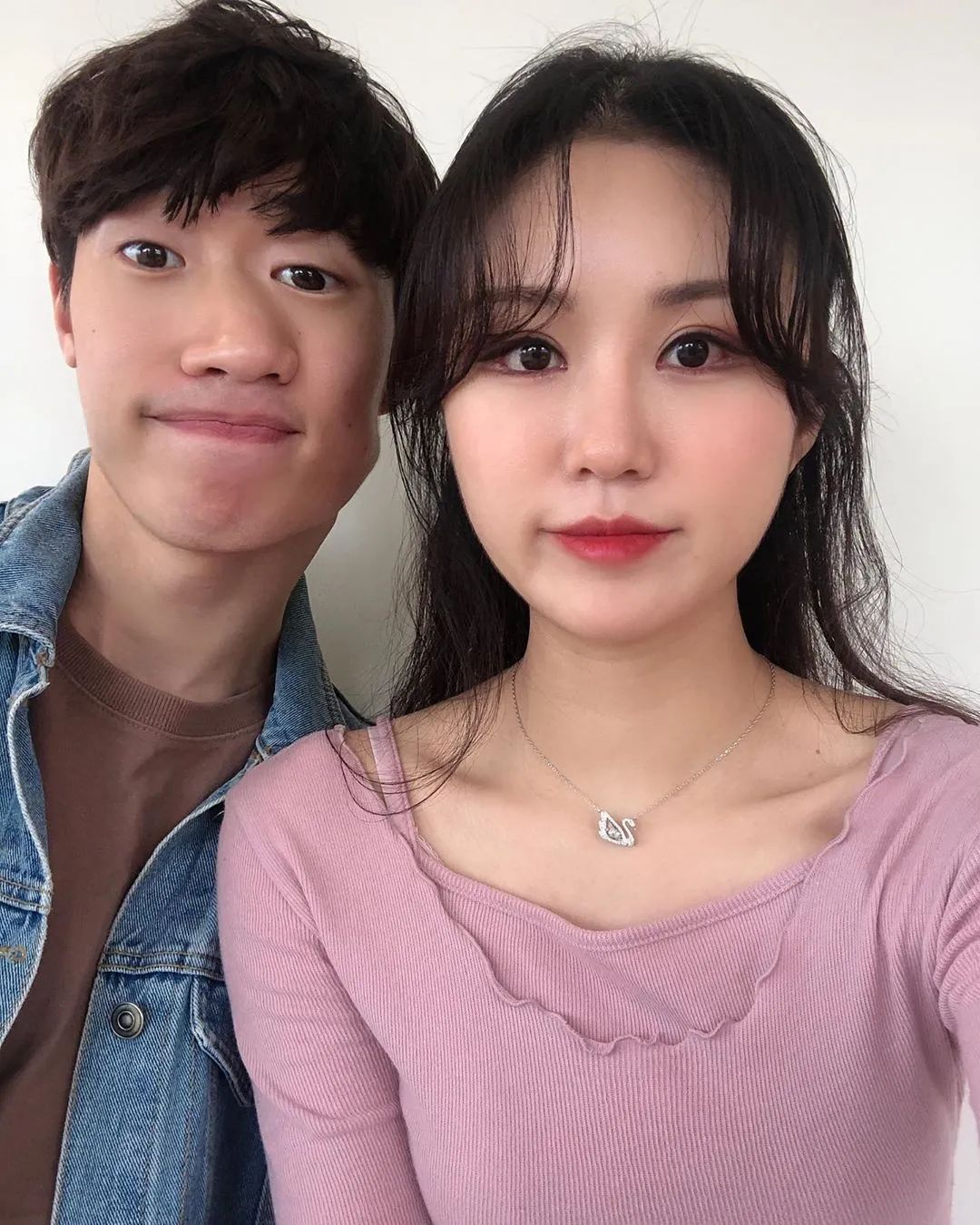 韩国人妻超渣P图技术爆笑全网：老婆千娇百媚，老公千奇百怪