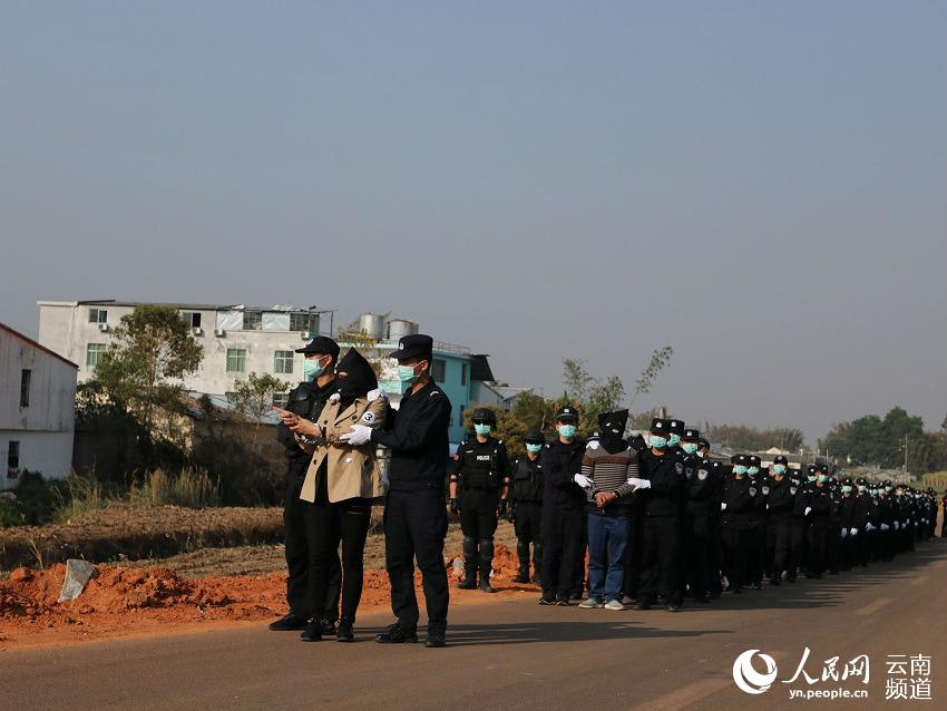 云南再次破获特大偷越国边境案抓获54名涉案人员