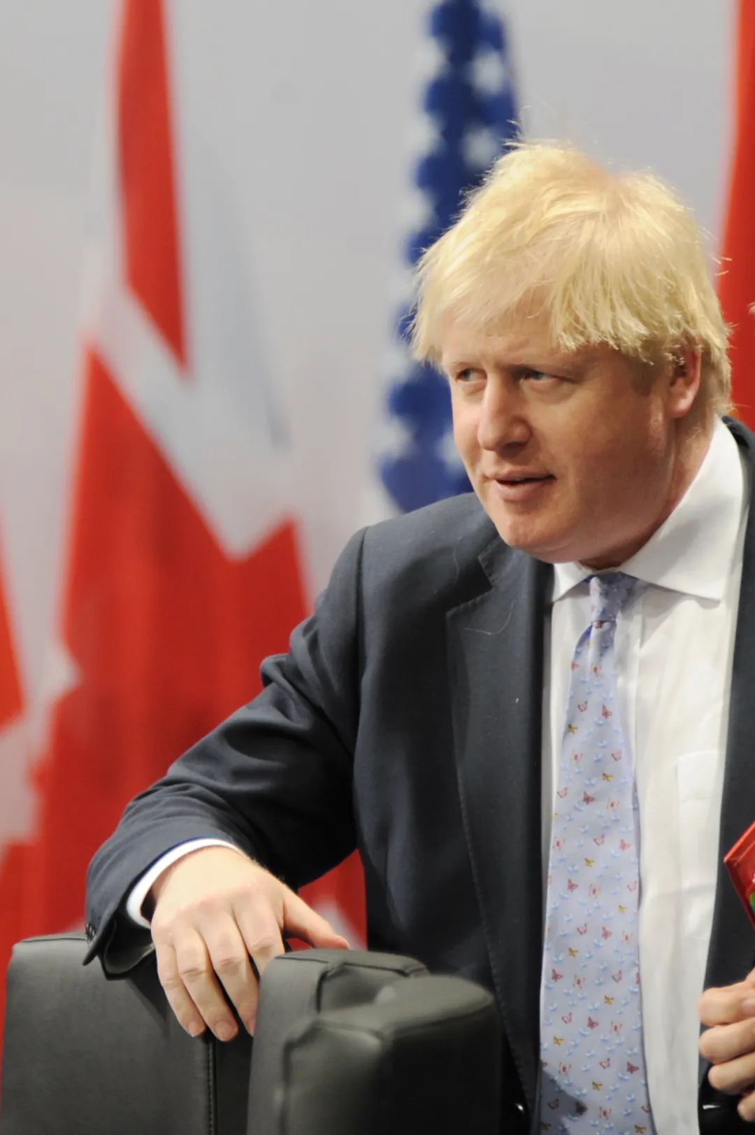 令人震惊英首相鲍里斯病情加重已进icu特朗普我们很难过