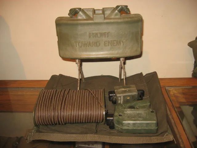 后方16米内不能站人?|地雷_新浪新闻