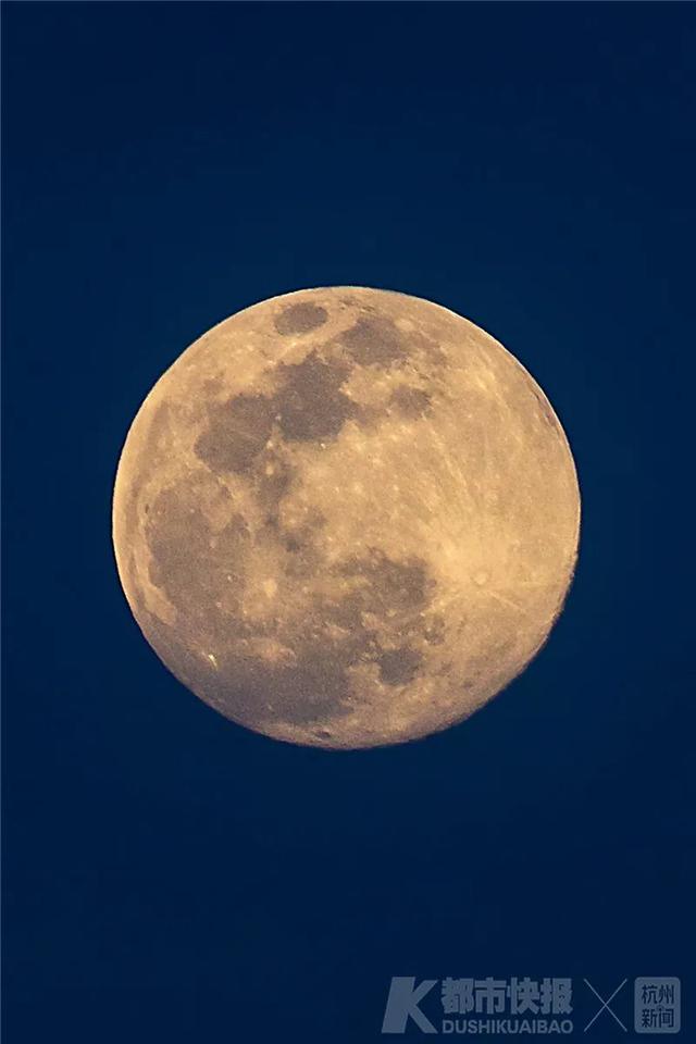今年最大的"超级月亮"来了!最佳观赏时间在……|超级月亮_新浪新闻