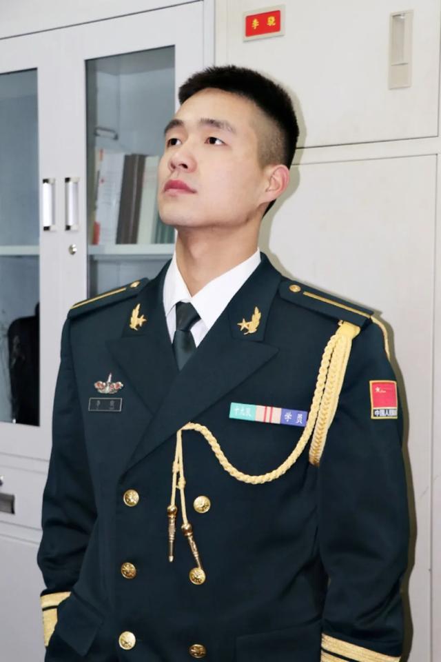 正文  火箭军工程大学地处世界历史名城,十三朝古都——西安,是培养