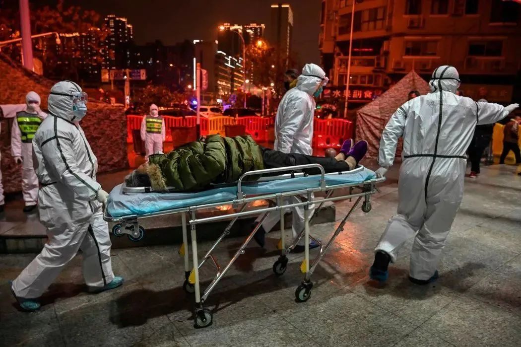 可是武汉封城时,疫情有多严重?