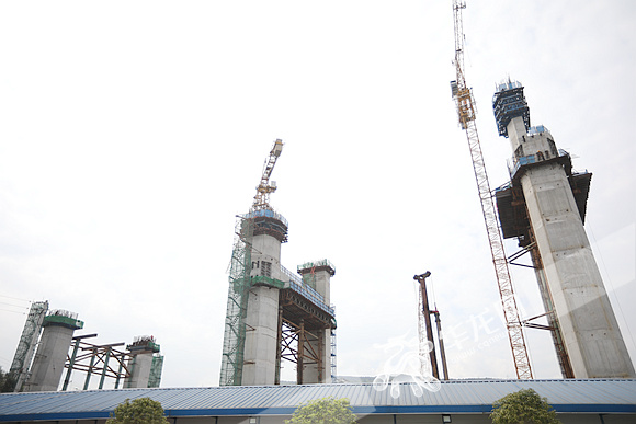 7日从重庆郭家沱大桥及南延伸段总承包项目部获悉,自二月底复工以来