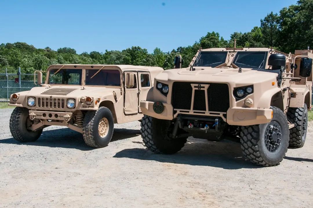 美军的铁棺材被魔改到生无可恋经典军车悍马为啥中看不中用