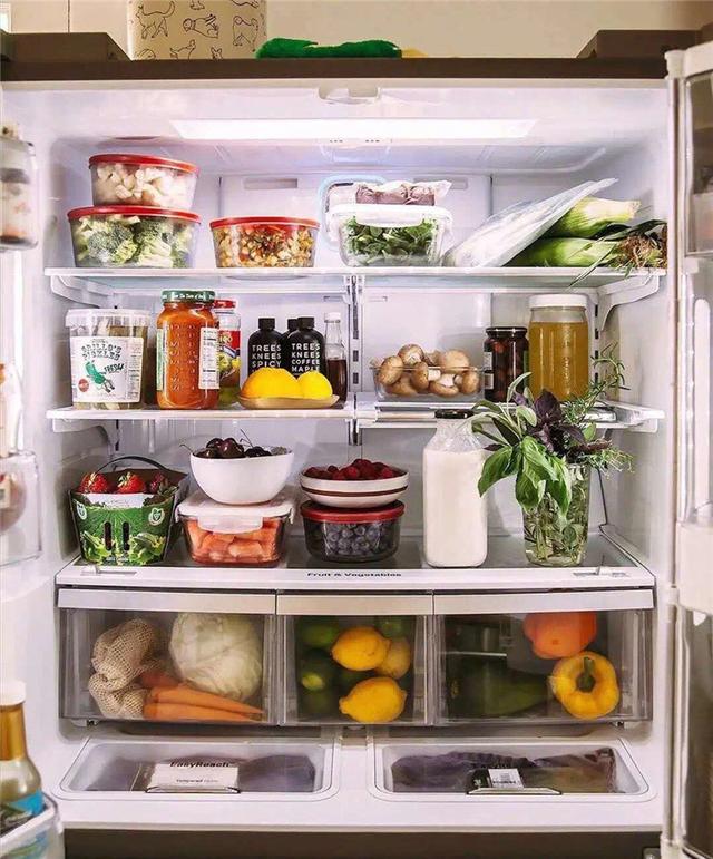 冰箱再别乱塞乱放啦!跟着小编一起学收纳技巧,空间立刻大一倍