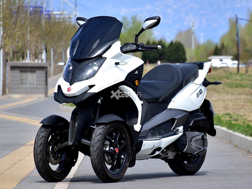 6万多就能尝鲜倒三轮 试宏佳腾3d-350r