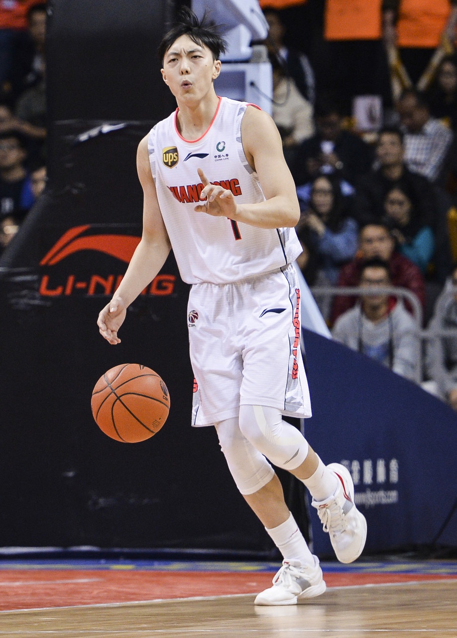 今日图集广东小将胡明轩