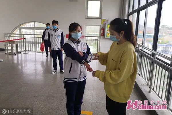 这就是山东|科学应对、精细管理,山东多地初中毕业年级重返校园!