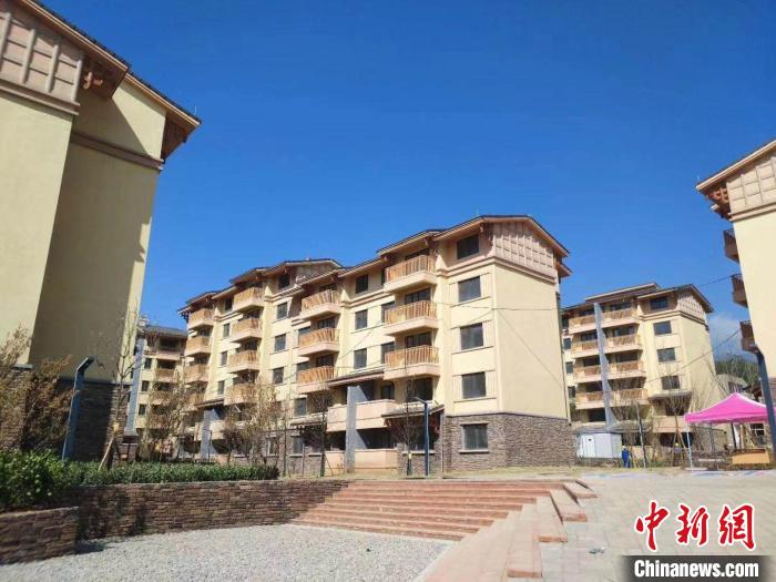 3914户凉山民众入住四川最大易地扶贫搬迁安置点