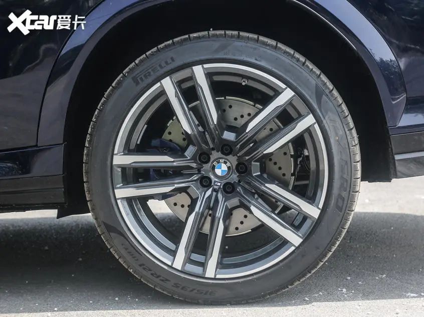 “性能怪兽”宝马X6 M，3.9S破百加量不加价？