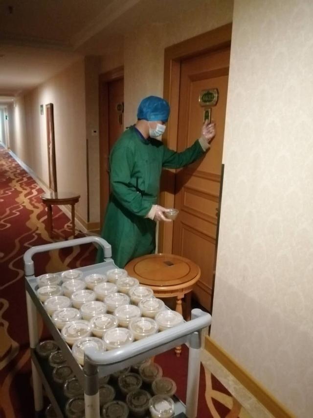 隔离不隔情,17位母亲收到定点酒店的节日礼物