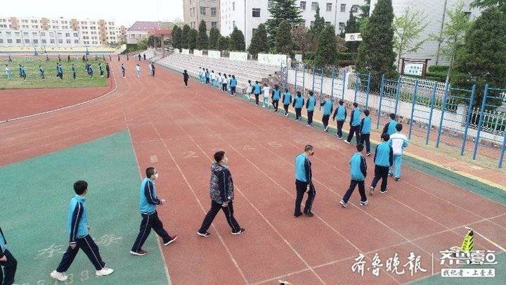 山东荣成石岛实验中学复课