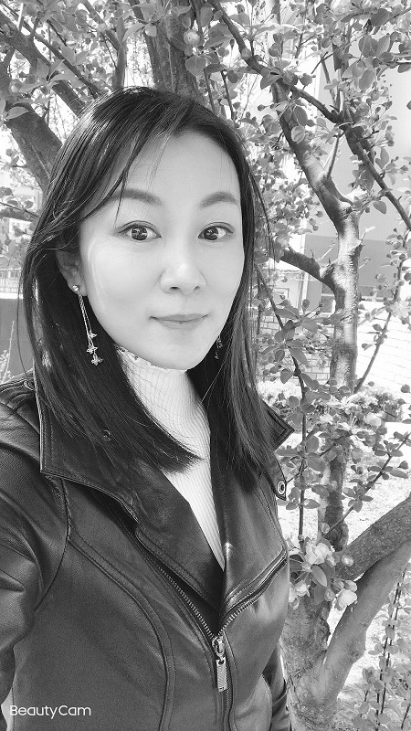 大连弘文中学刘越打造"网红微课"加弹幕增互动性