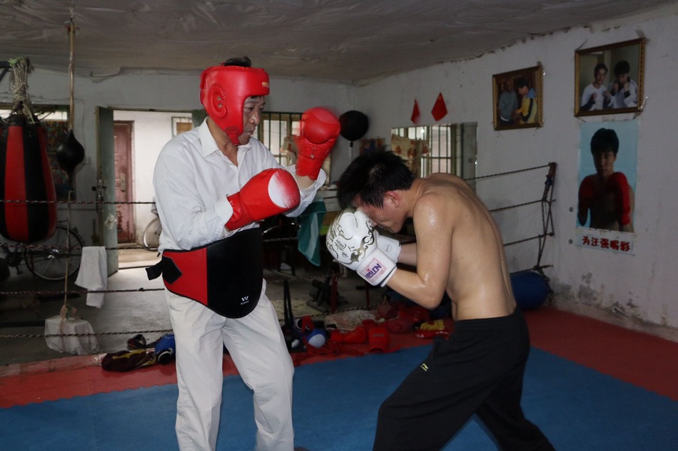 对话为给父亲治疗尿毒症励志脑瘫拳手汪强要重返拳台