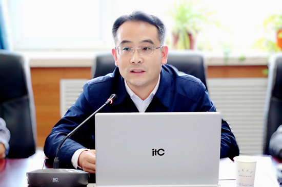 "双选"会上,宁夏大学副校长史金龙表示,学校历年来高度重视毕业生就业