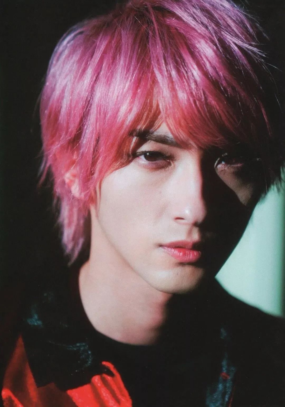 横滨流星写真2010 年作为模特正式出道,2011 年还拿过国际青少年