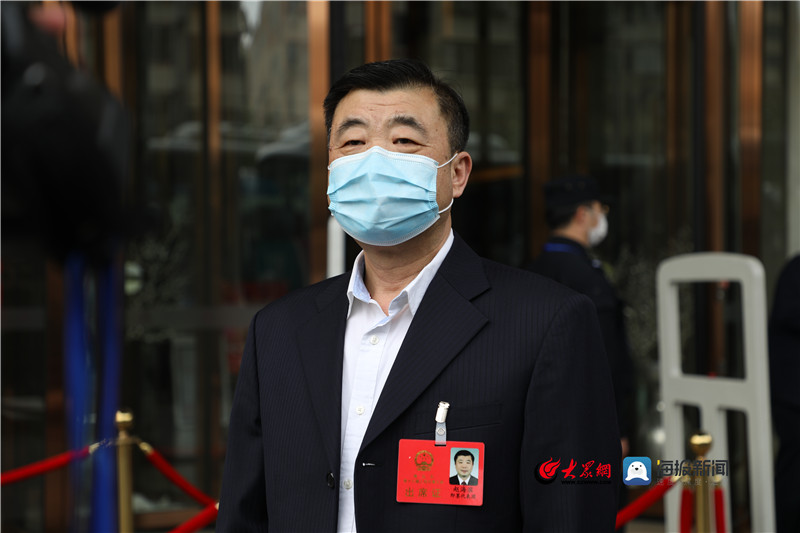 青岛市人大代表赵海滨：设立专项资金 保障公交场站建设