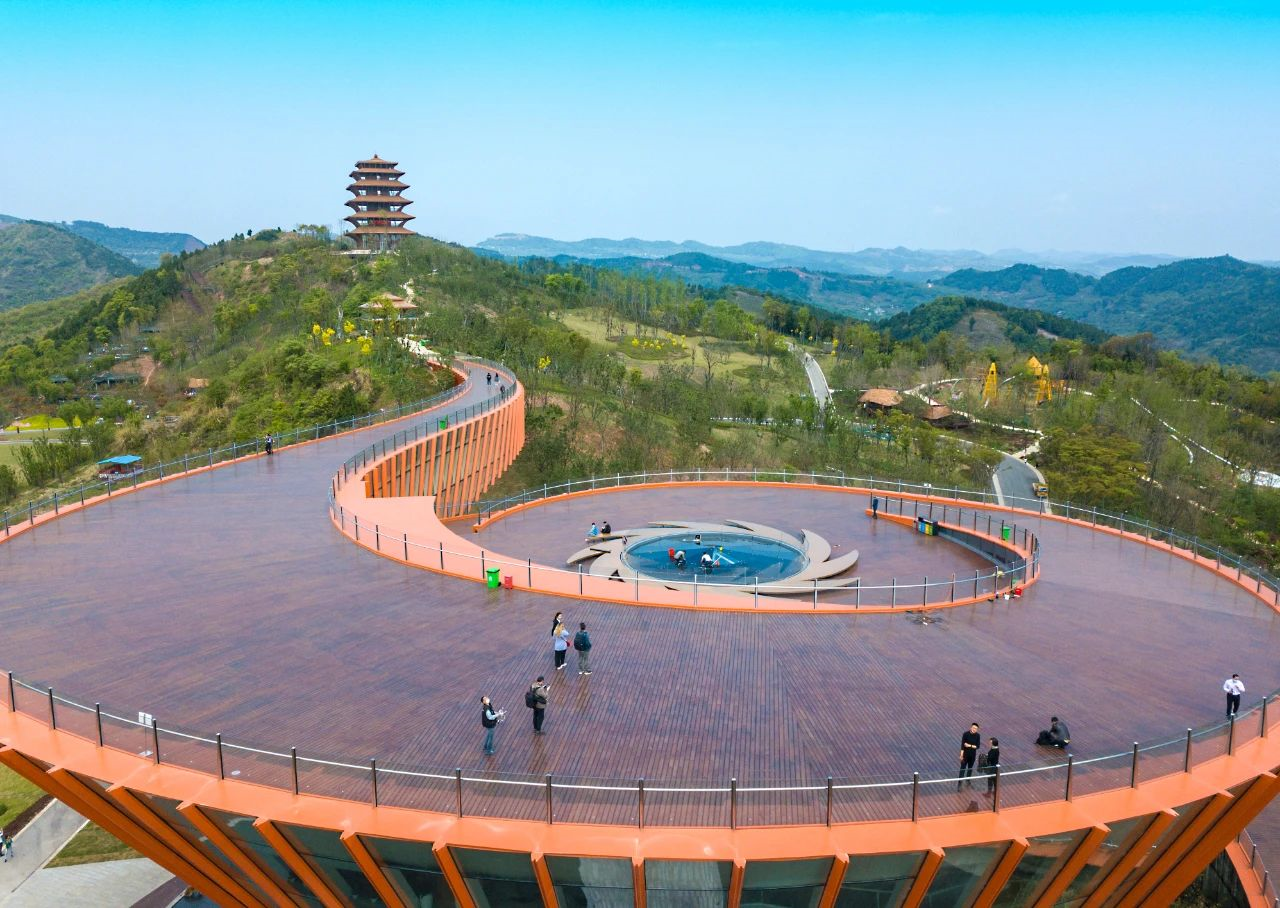 成都坐标"新"定义②:一位学者的另类观察|龙泉山|雄安新区_新浪新闻