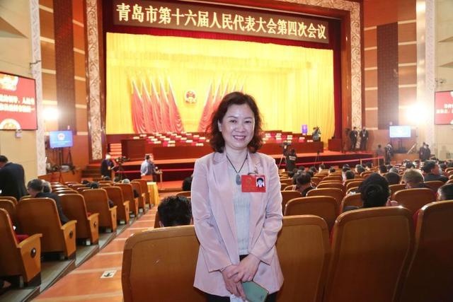 青岛市人大代表曾学锋:进一步完善立案登记制度 优化诉讼程序