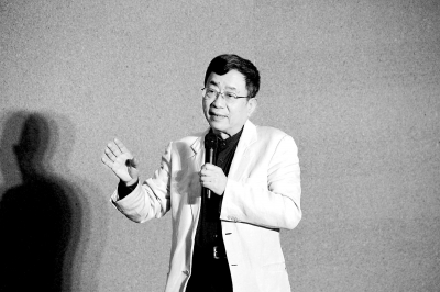 余秋雨寻找文脉是一种拯救