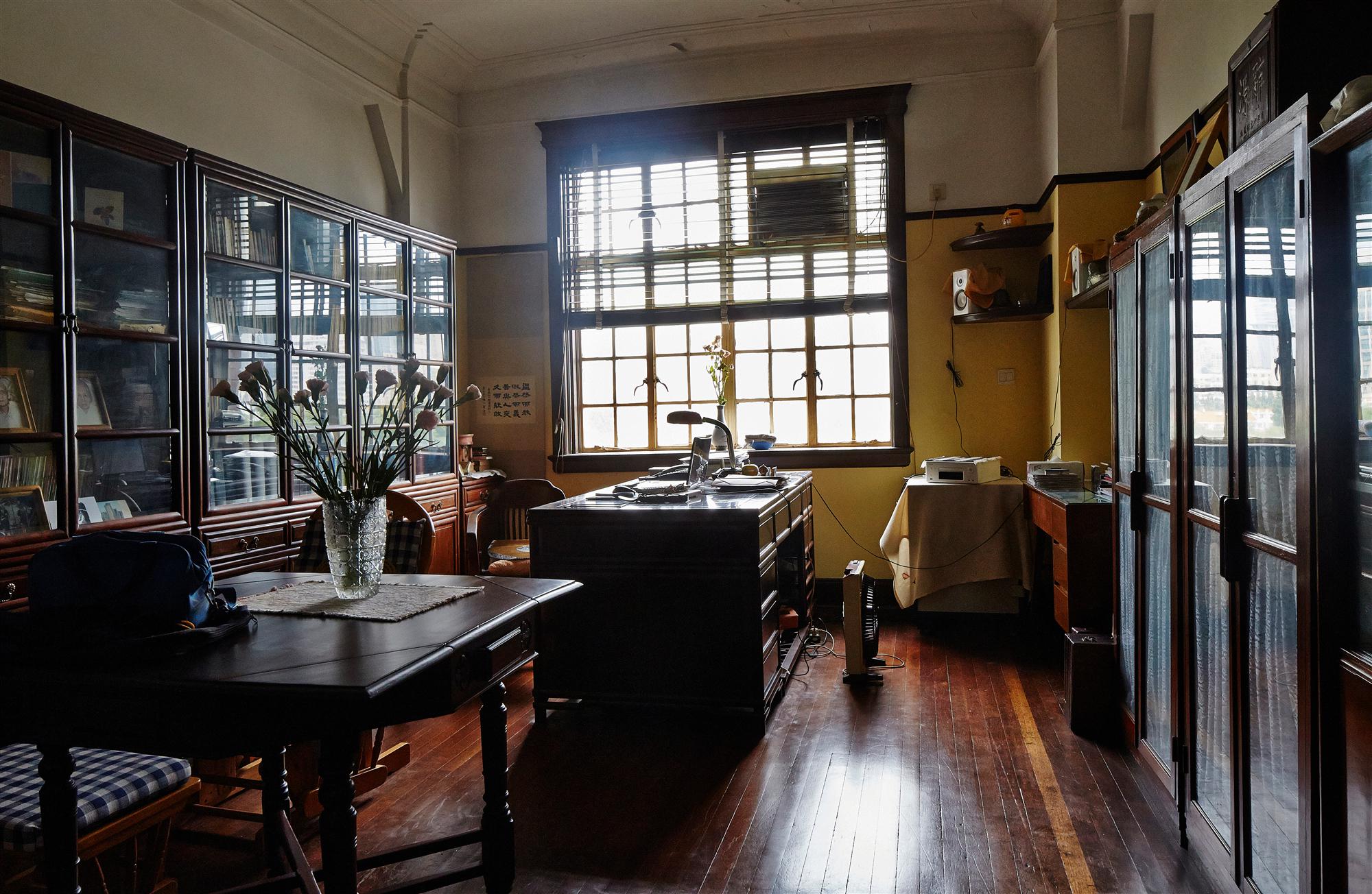 住在武康大楼周炳揆希望这房子能在我手里保护好