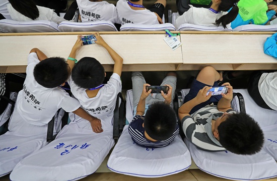 中国青年报：疫情终结了WiFi拉锯战