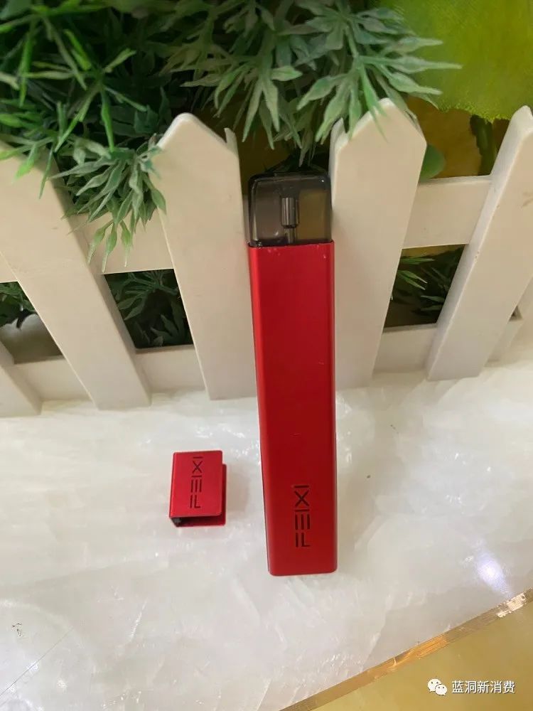 飞喜换弹电子烟x1测评烟嘴全封闭防尘烟油口味不可描述