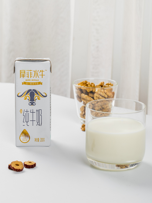 来思尔x李佳琦直播三分钟售罄21万箱引爆517零食节