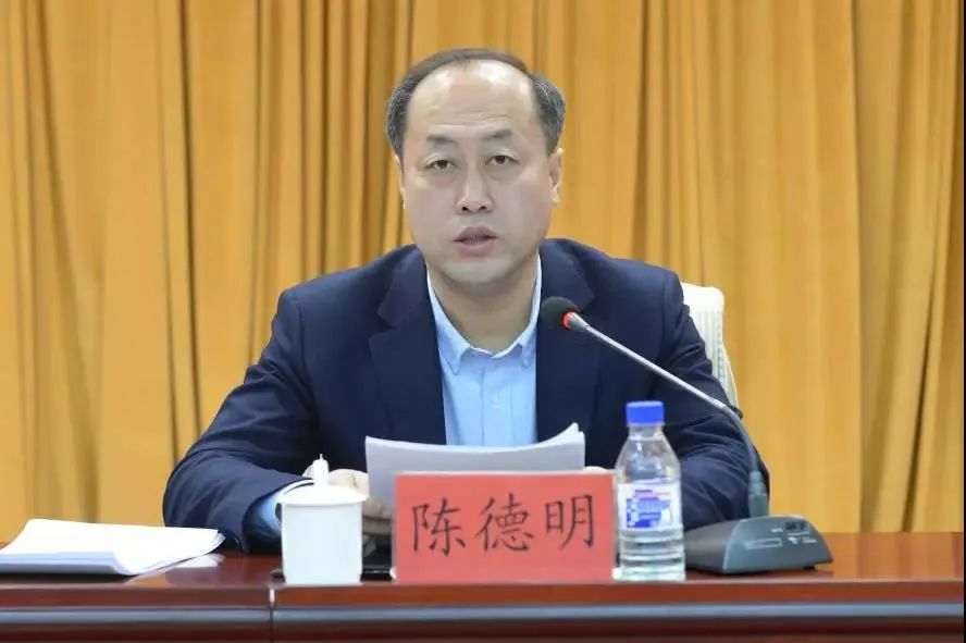 据公开资料,陈德明生于1969年4月,长期在吉林省松