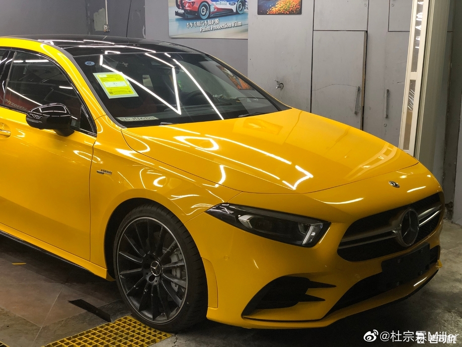 这辆进口两厢版AMG A 35能“进群”吗？ AMG A 35国内实车曝光