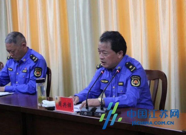 东台市城管局组织开展"比贡献,比服务,比作为"大讨论