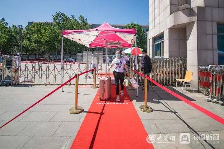 山东大学返校首日:为每一名返校学生安排核酸检测